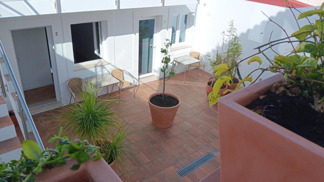 Apartamentos Naturalis Віла-Нова-де-Мілфонтеш Екстер'єр фото