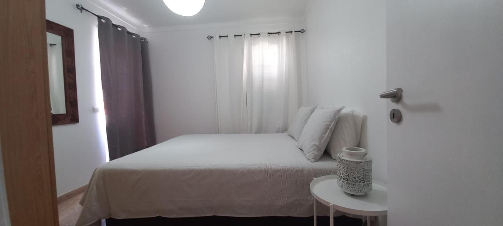 Apartamentos Naturalis Віла-Нова-де-Мілфонтеш Екстер'єр фото